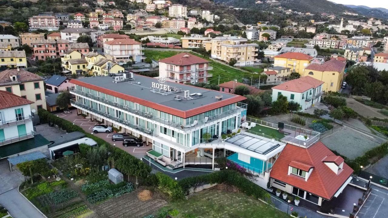 Poggio Hotel Arenzano Exteriör bild
