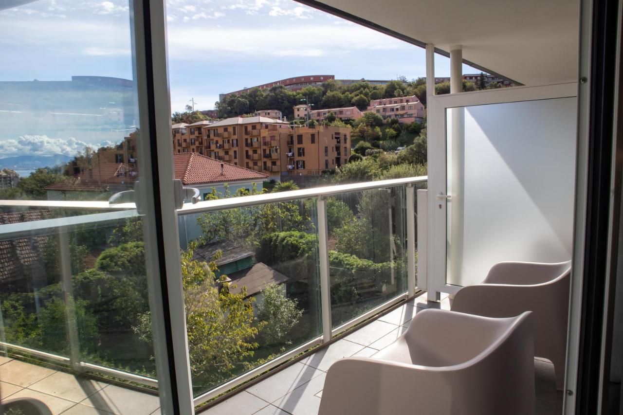 Poggio Hotel Arenzano Exteriör bild